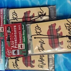 Air Fresheners Winterberry  Scent  (3) 3 Packs Brand New  9 Total